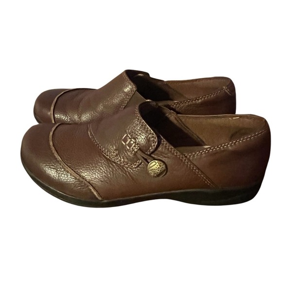 Clark Brown Leather Comfort Slip On Women's Office Shoes Sz 7 - Picture 1 of 5